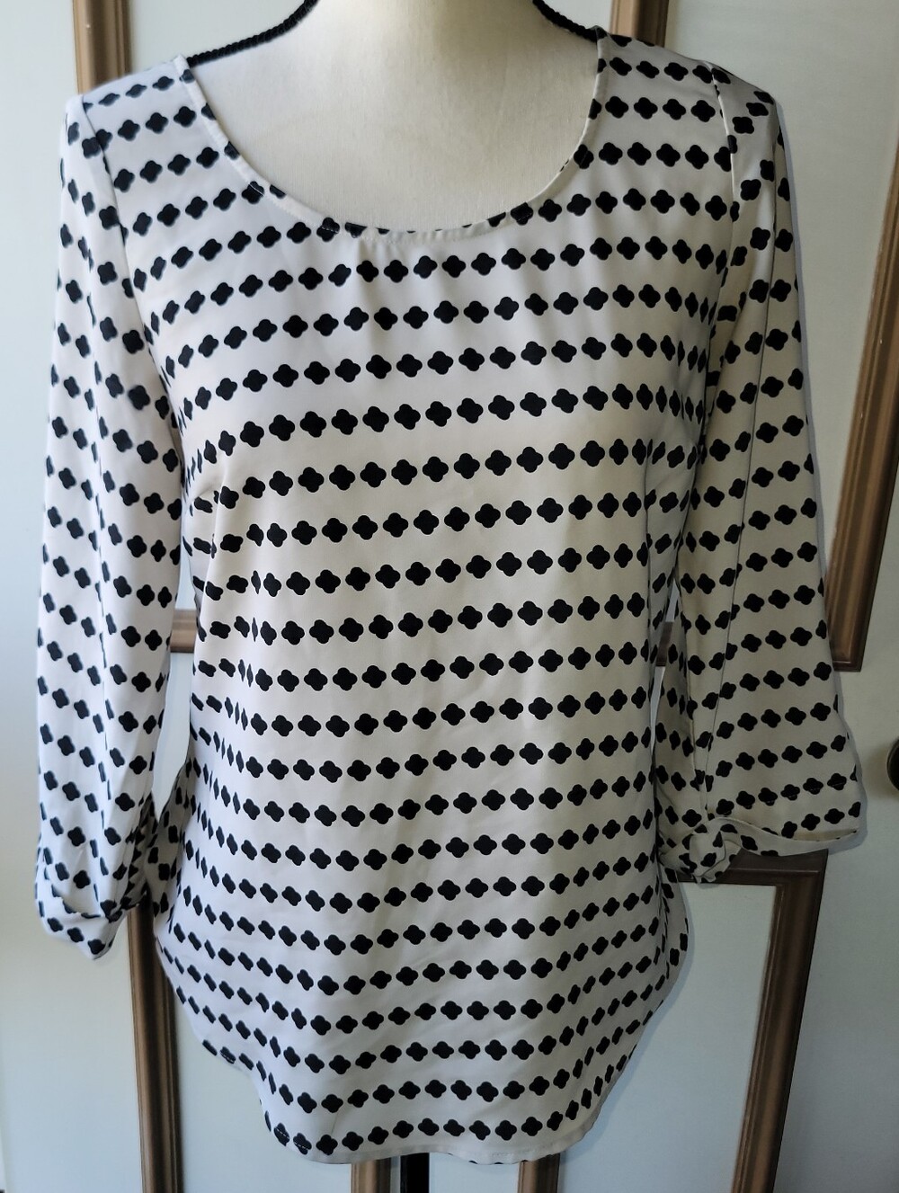 Brixon Ivy Black & White Dot-Pattern Scoop Neck Blouse